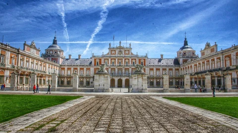 El palacio de Aranjuez visto desde la entrada principal.