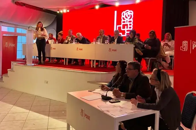 La Ejecutiva Provincial del PSOE de Cádiz se alinea con el adelanto de las primarias, no así la de Córdoba