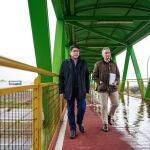El consejero de Transportes, David Pérez, en una visita a Parla