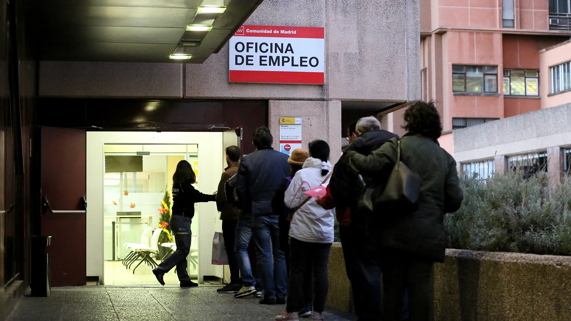 La Comunidad de Madrid suspende la atención presencial en su red de Oficinas de Empleo