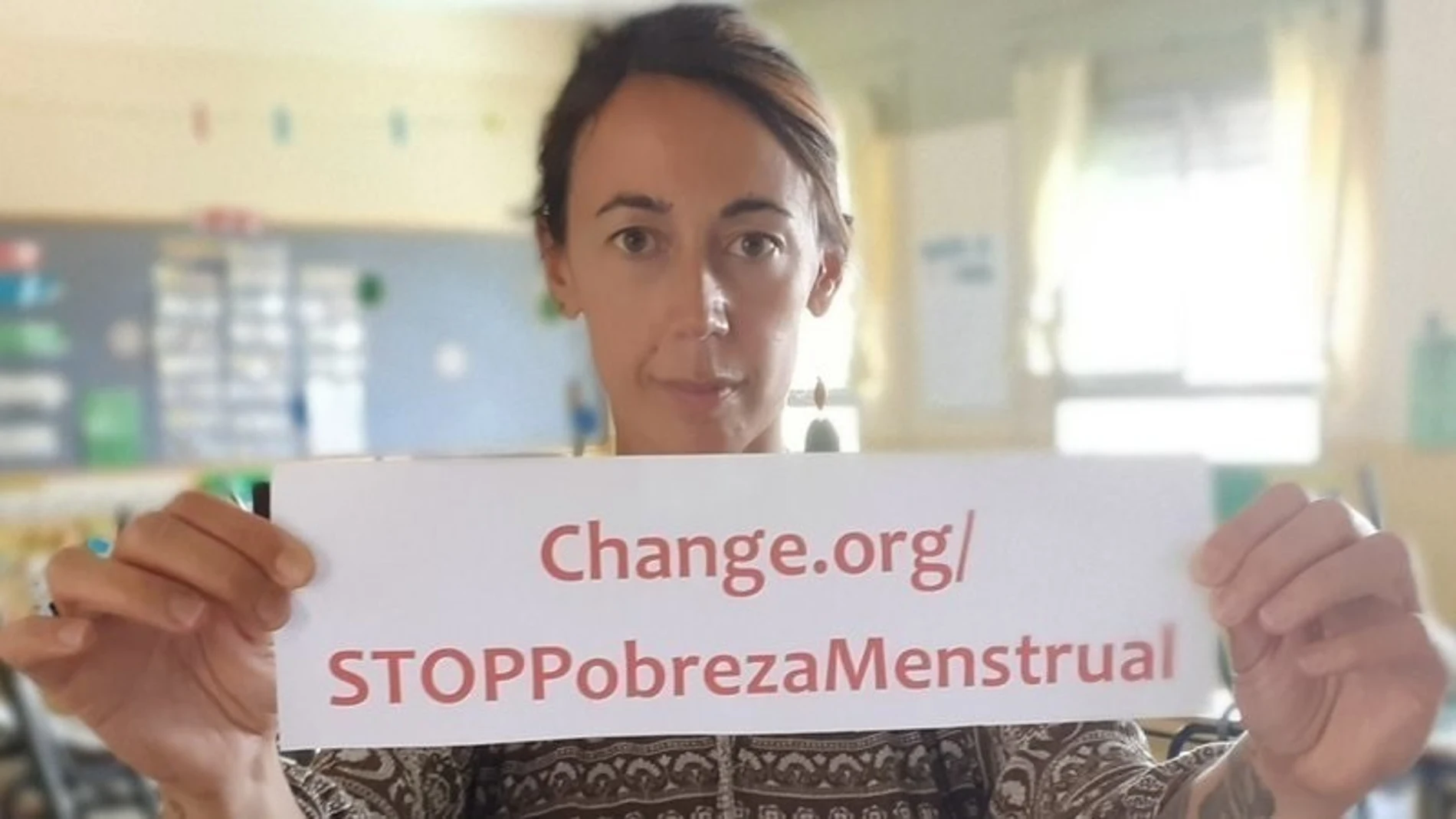 Una maestra entregará hoy más de 26.000 firmas en la Asamblea para pedir soluciones ante la pobreza menstrual