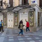Fachadas de establecimientos famosos de Madrid que han tenido que cerrar debido a la crisis económica provocada por la Covid-19. Discoteca Joy Eslava