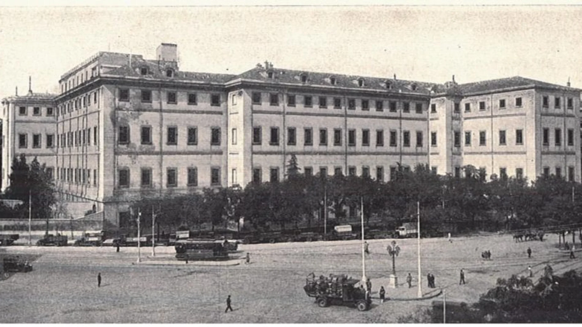 Imagen antigua del hospital de San Carlos de Atocha