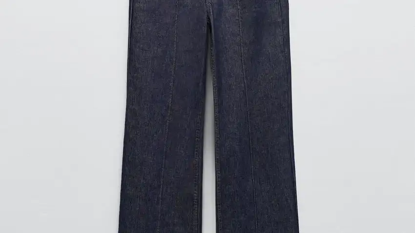 Pantalones denim.