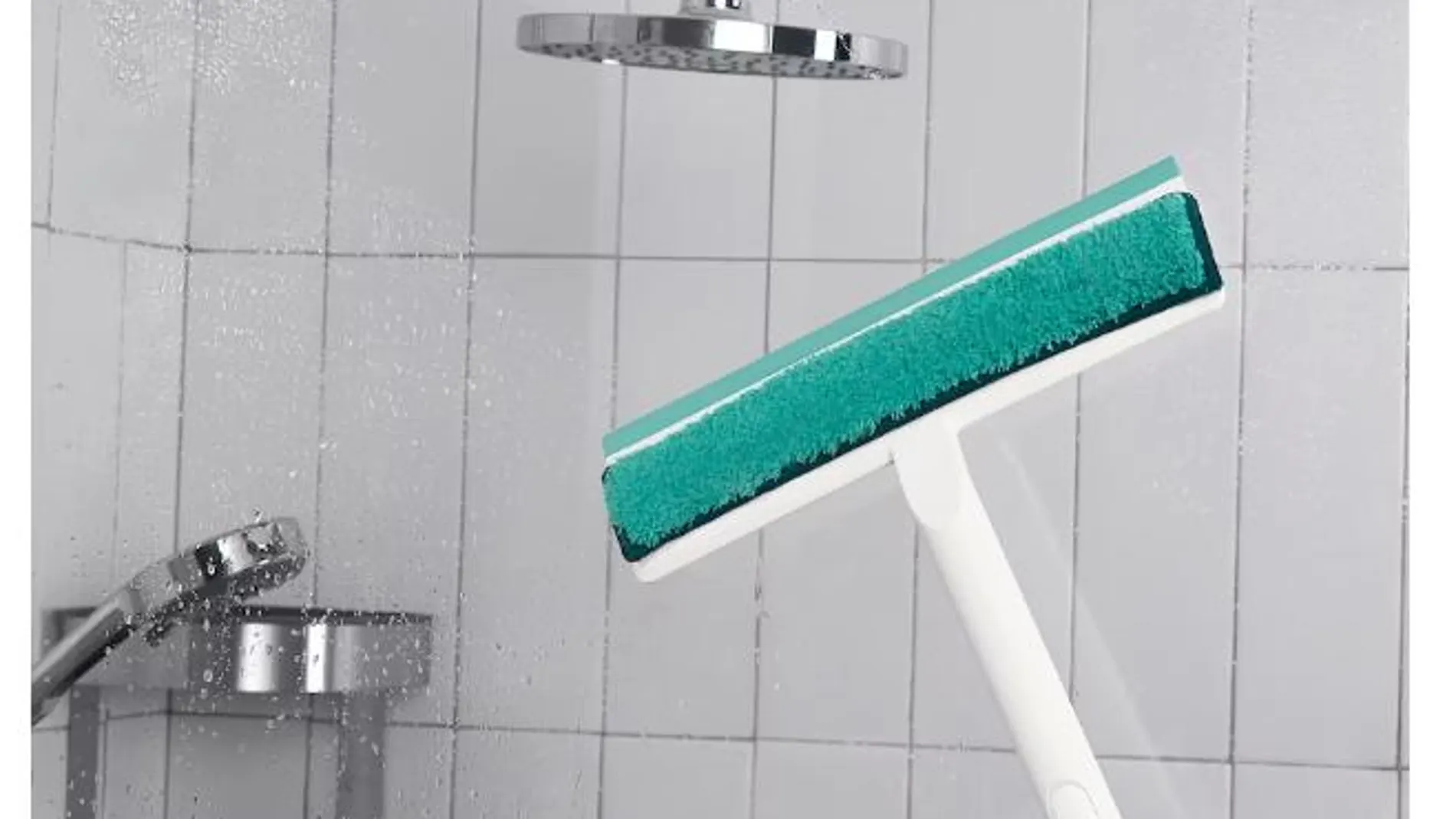 LIMPIEZA BAÑERA  El truco para eliminar el moho negro de la silicona de la  bañera en pocos minutos