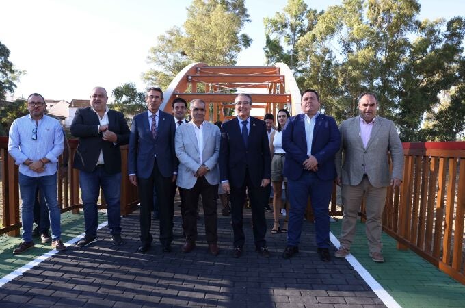 La Diputación inaugura en Álora la primera obra del Corredor Verde del Guadalhorce
