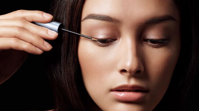 RevitaLash advanced sensitive eyelash conditioner: el primer acondicionador para pestañas para ojos sensibles.