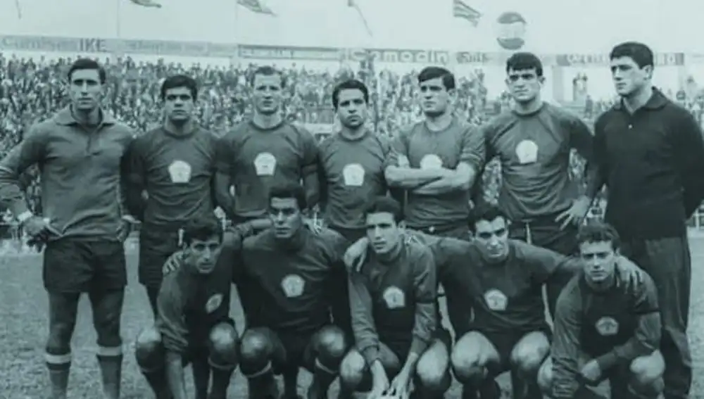 La selección militar de fútbol española que se alzó como campeona del mundo en 1965