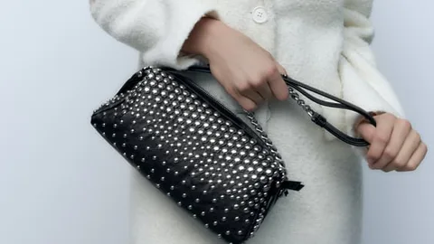 El bolso de Zara con el que podrás brillar siempre