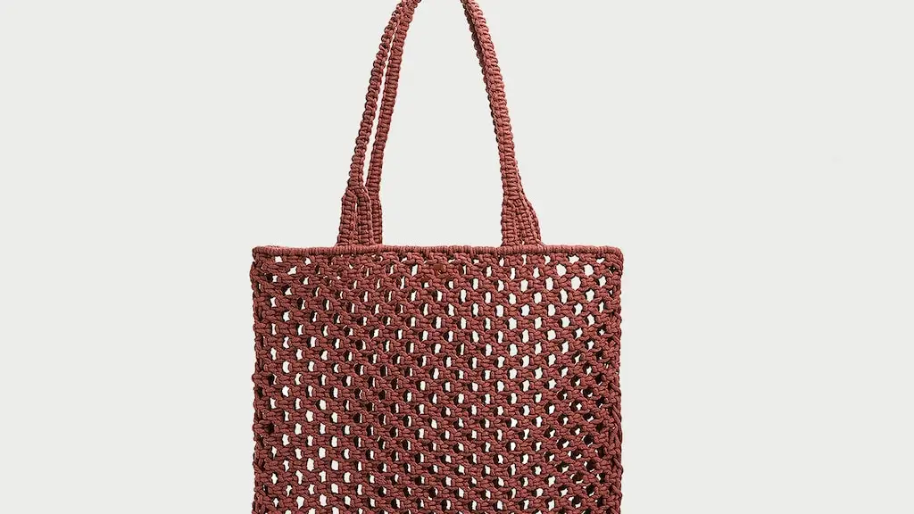 Bolso shopper macramé, de Oysho