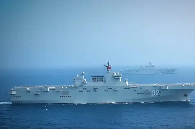 El grupo de asalto anfibio de la Armada china alcanza la capacidad de combate 