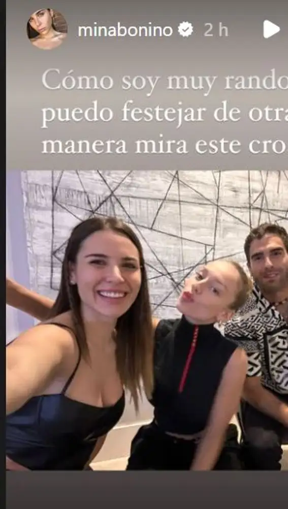 Mina Bonino y Ester Expósito