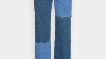 Vaqueros rectos paneled straight fit, de NA-KD