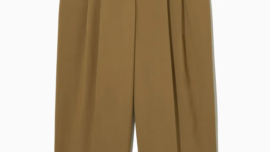 Pantalones de lana anchos plisados, de COS