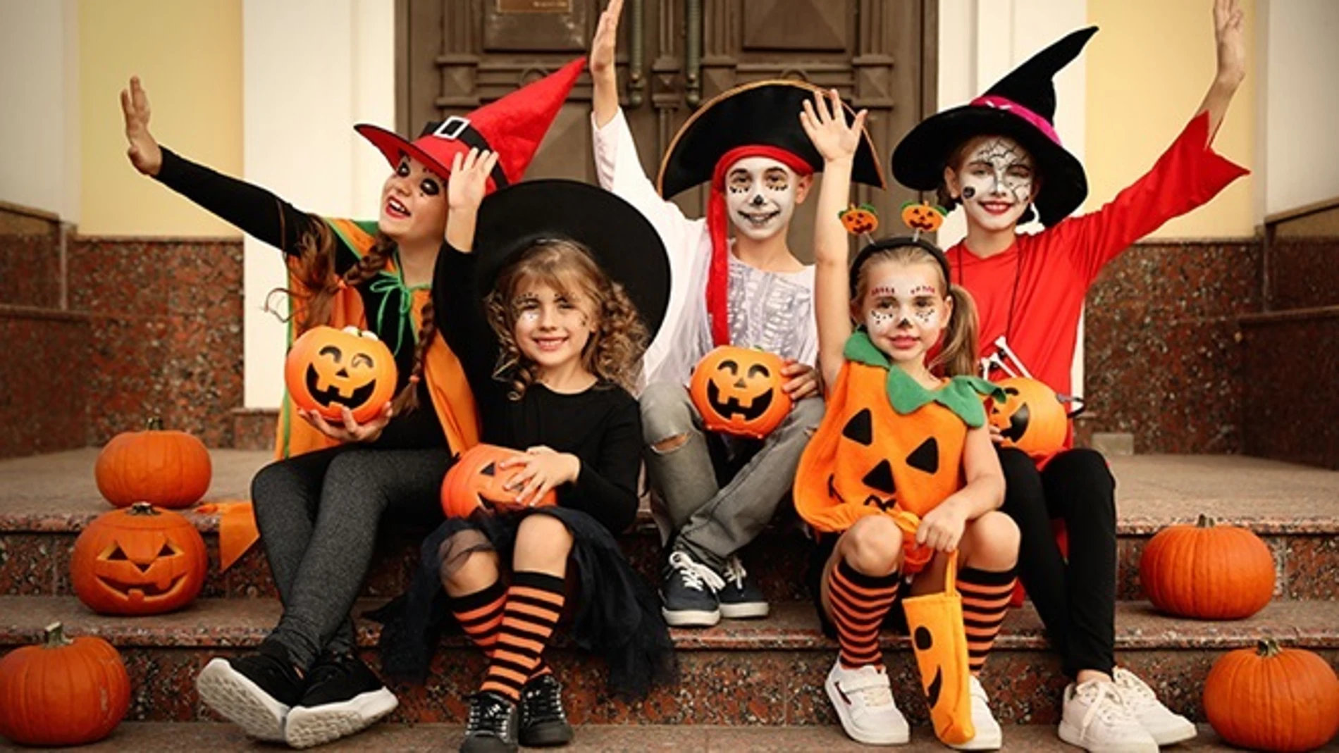 Los peligros de los disfraces de Halloween: riesgo de asfixia o  inflamabilidad