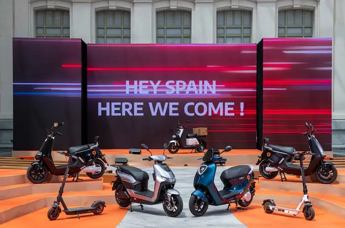 La marca china de motos eléctricas Yadea inicia su actividad en España con 4 modelos y 6 versiones