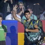 Carlos Alcaraz, ídolo también en Basilea, la "casa" de Federer, donde el murciano juega por primera vez