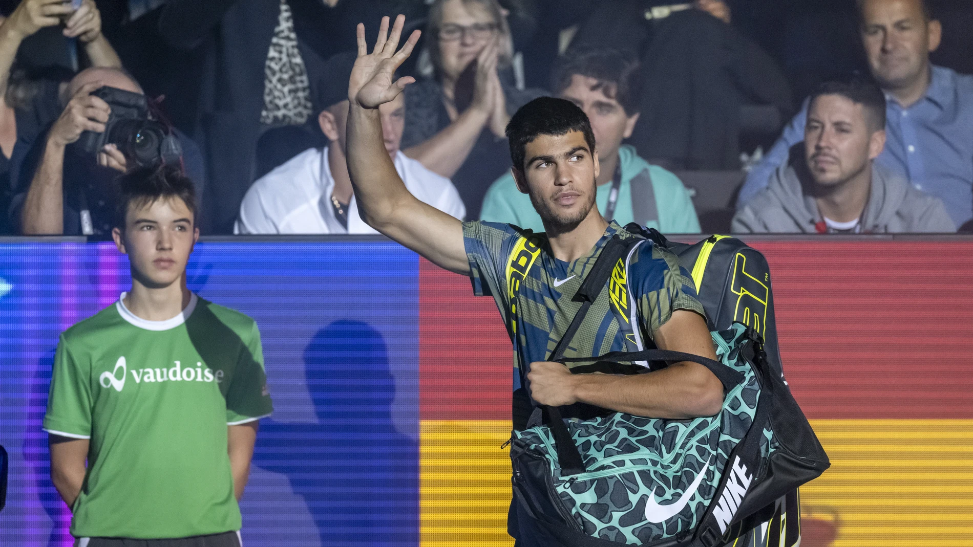 Carlos Alcaraz, ídolo también en Basilea, la "casa" de Federer, donde el murciano juega por primera vez