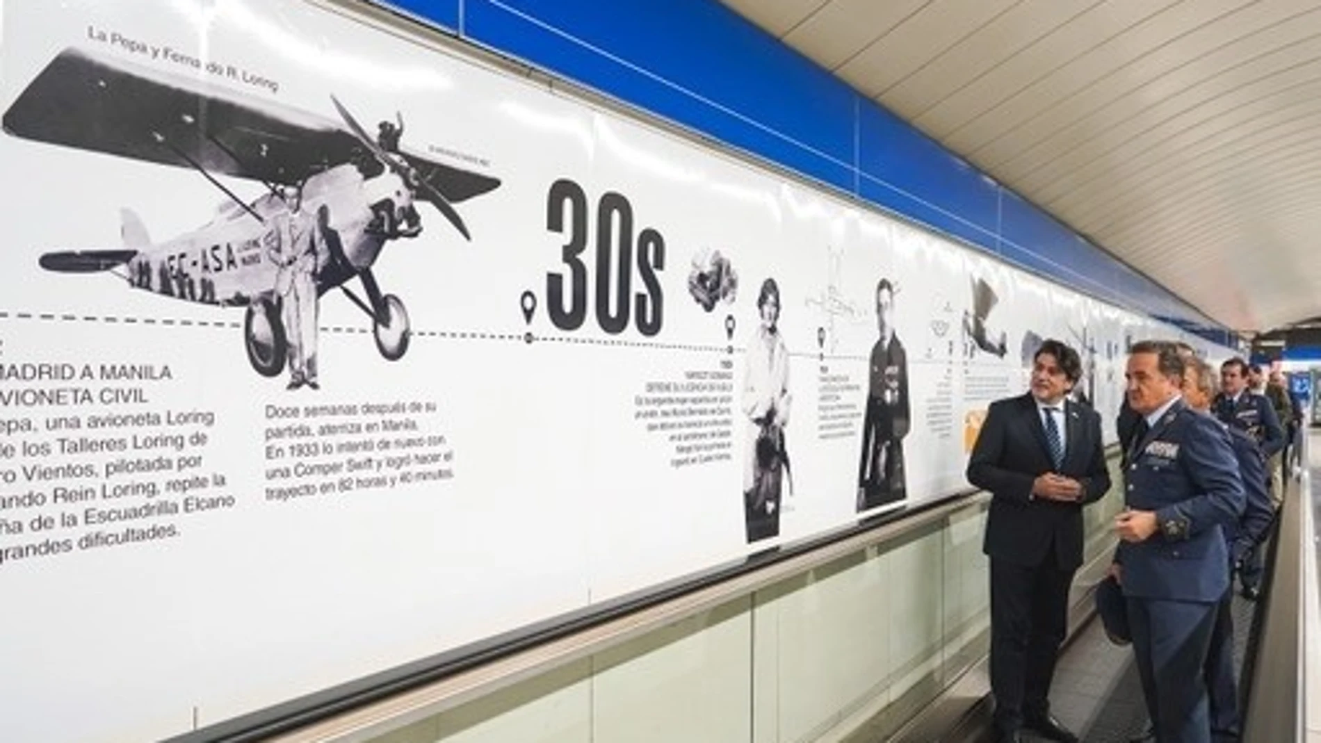 La Comunidad de Madrid rinde homenaje a la aviación española en la estación de Metro de Cuatro Vientos