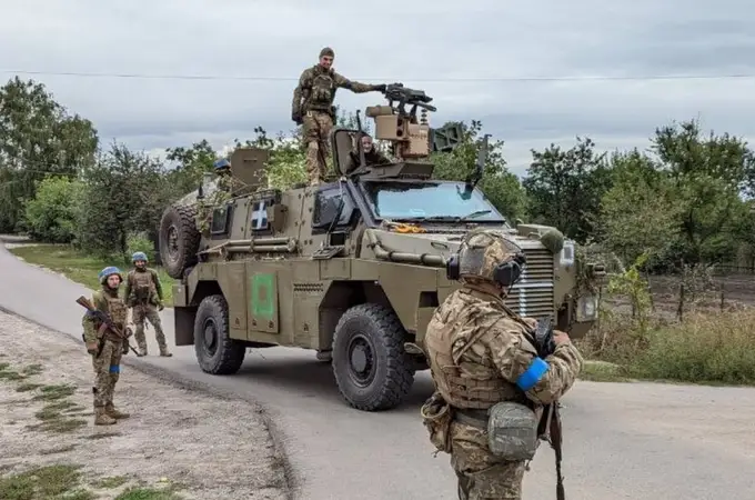 Así es el Bushmaster, el vehículo blindado australiano que lucha en las filas de Ucrania contra Rusia