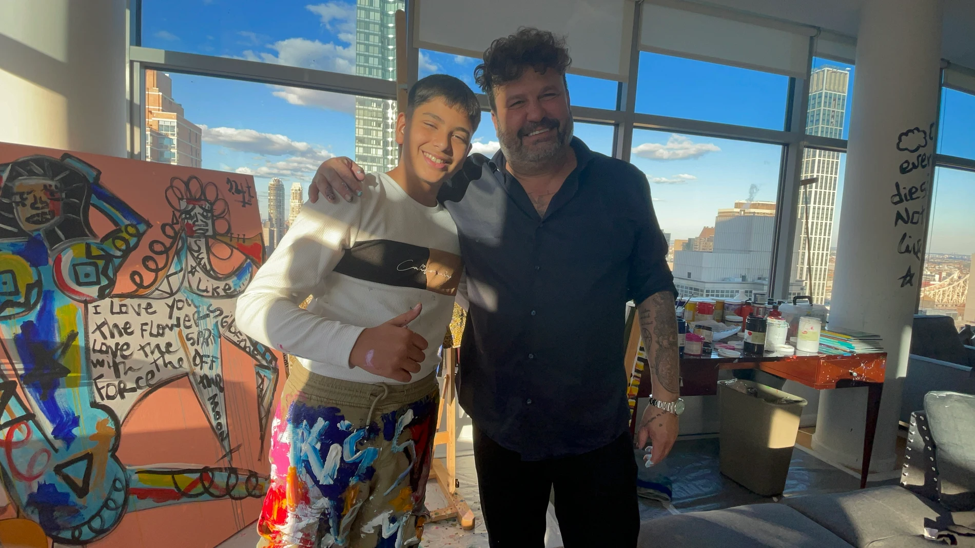Juanito Cortés, en Nueva York, en el estudio de Domingo Zapata