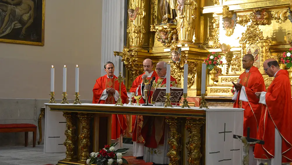 Santa misa en la inauguración del curso de la UCAV