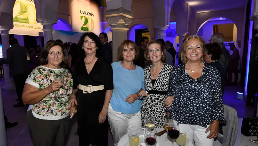 María del Carmen Aylón, Auxiliadora Corcelles, Celeste Palma, Inmaculada Ruiz y Laura Huertas
