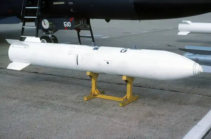 Así es la bomba nuclear que EE UU retira de su arsenal, 80 veces más potente que la lanzada sobre Hiroshima