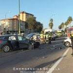 Accidente de tráfico en la Carretera Su Eminencia de Sevilla