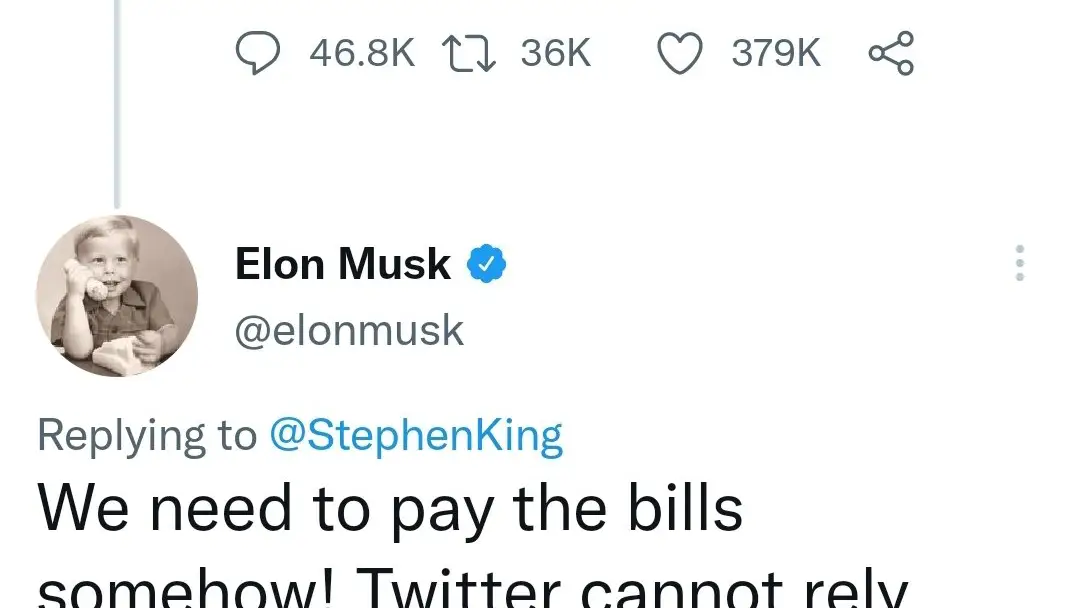 Tweet de Stephen King con la respuesta de Elon Musk.