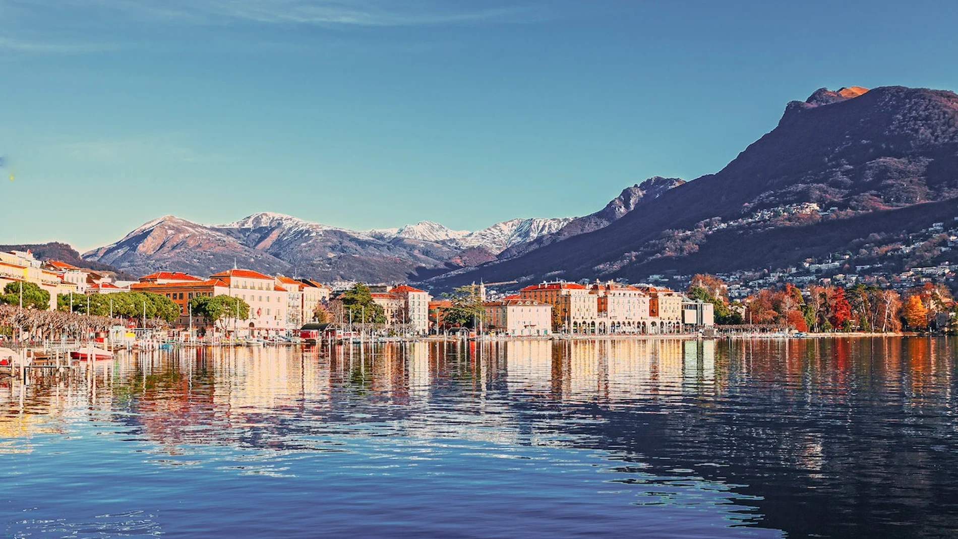 Ginebra presenta su futura red para enfriar o calentar la ciudad usando su lago