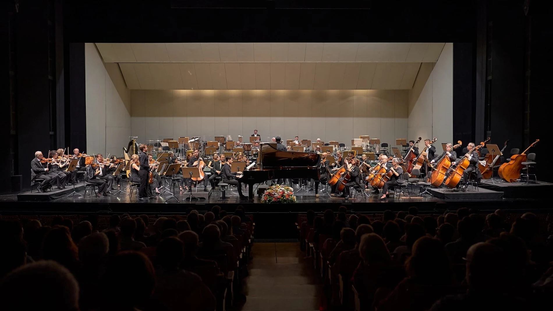 Concierto de la Real Orquesta Sinfónica de Sevilla (ROSS).REAL ORQUESTA SINFONICA DE SEVIL04/11/2022