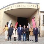 El presidente Fernández Mañueco, participa en el acto institucional de presentación de las obras del nuevo Museo de la Semana Santa de Zamora junto a Guarido, Isabel García y Requejo.