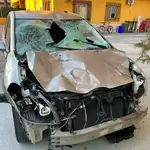 Imagen del automóvil que una patrulla de la Guardia Civil paró en la localidad de Seseña (Toledo), que circulaba con abolladuras y sin parachoques, al parecer implicado en el atropello