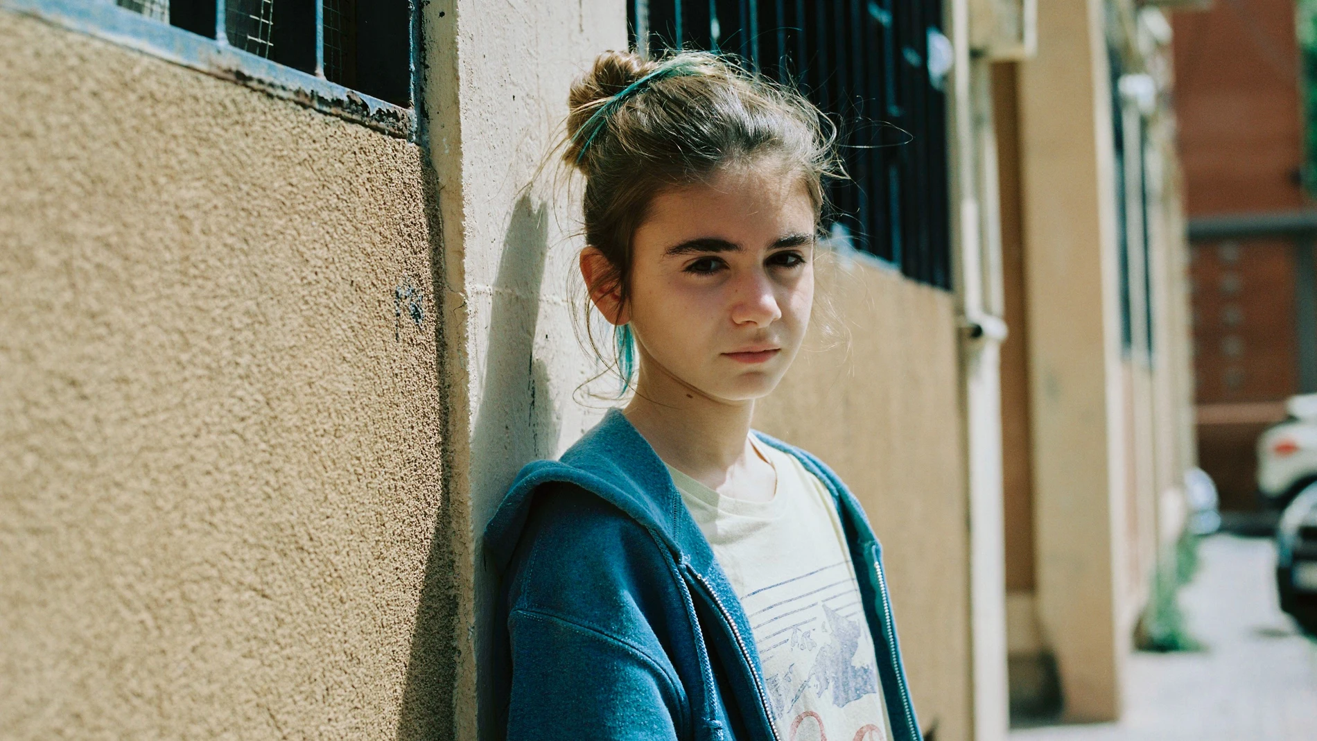 La joven actriz Anna Caponnetto interpreta a Carmela en el cortometraje "Harta"