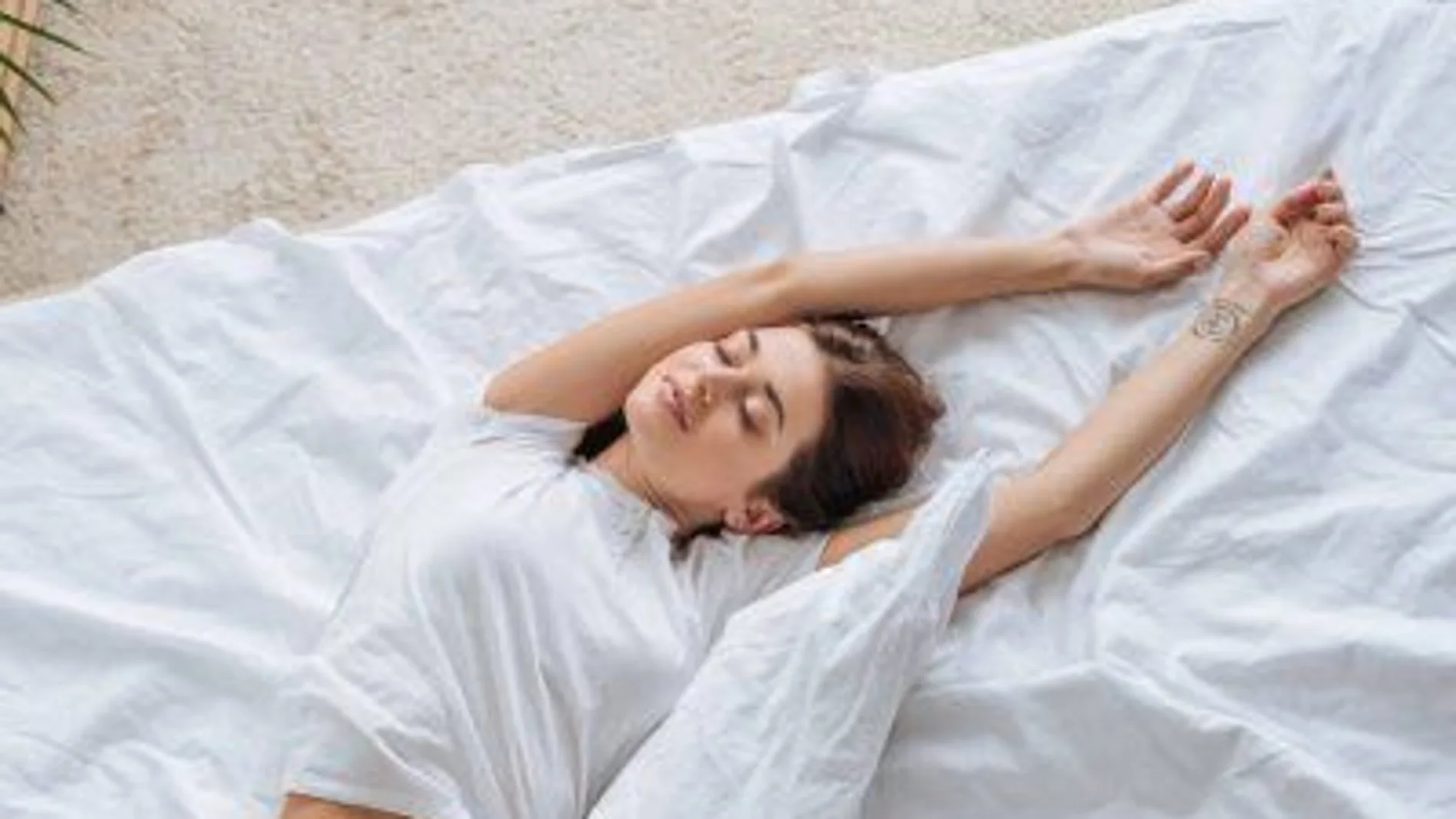Este es el método que ya se ha vuelto viral en TikTok y que te ayudará a conciliar el sueño en 2 minutos