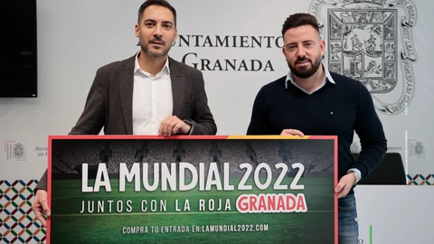 Eduardo Castillo, concejal responsable de Gegsa, empresa municipal que gestiona el Palacio de Deportes; y Jorge Serradilla, responsable de la empresa promotora “Magic4you”