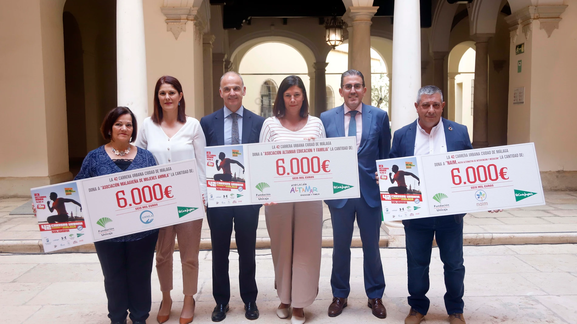 Entrega de la recaudación de la 42 Carrera 'Ciudad de Málaga' a a las asociaciones Ammla, Altamar y NAIM