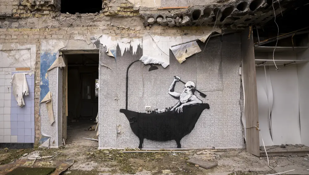 Una foto sin fecha publicada por Banksy de una de sus nuevas obras de arte en Ucrania.