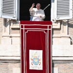 El Papa se dirige a los fieles en la jornada de los pobres