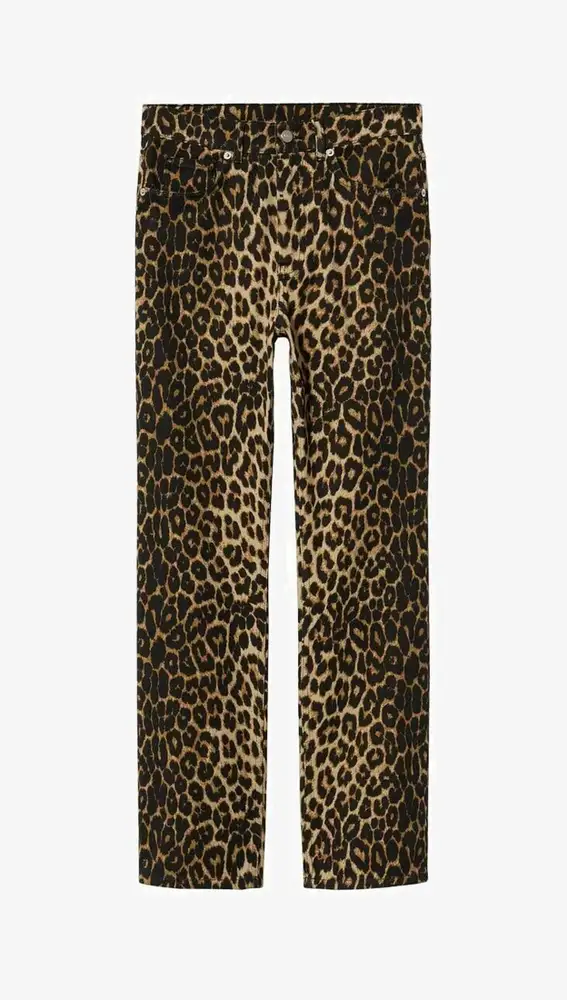 Pantalones leopardo.