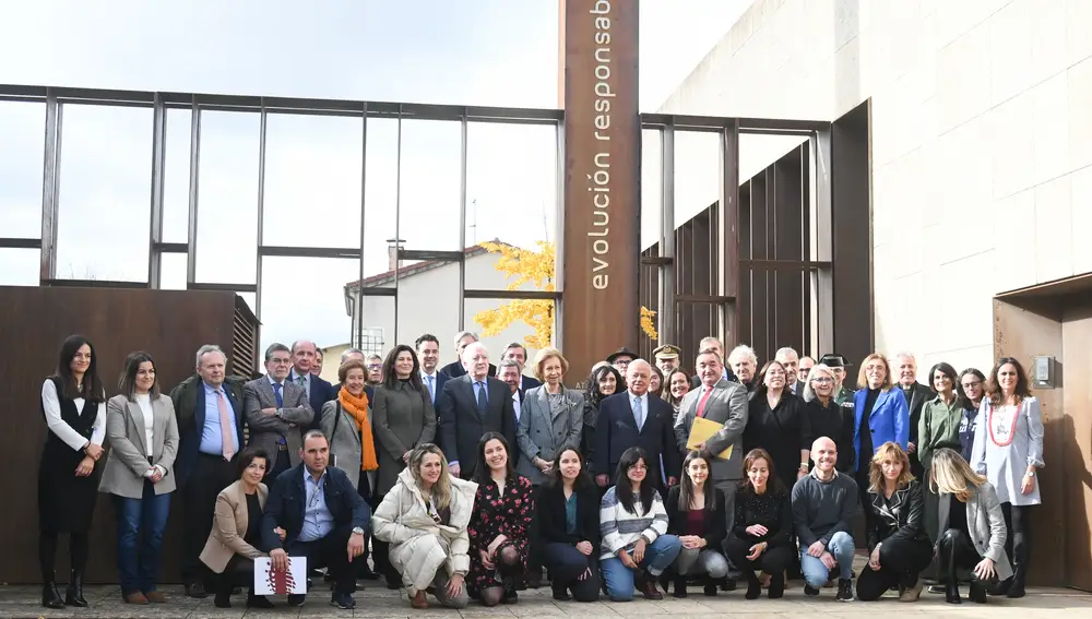 Patronato de la Fundación Atapuerca con la presidencia de Honor de la reina doña Sofía