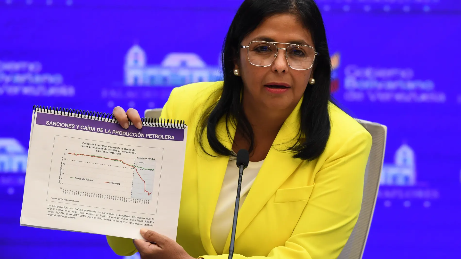 La vicepresidenta ejecutiva de Venezuela y ministra de Economía, Delcy Rodríguez, en una comparecencia en el Palacio de Miraflores