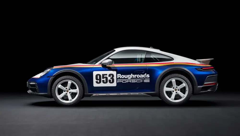 El interior del 911 Dakar cuenta con tapicería Race-Tex.