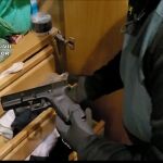 Durante los registros, fue hallada una pistola