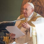El Papa durante la misa celebrada en la catedral de Asti el pasado domingo