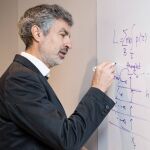 Yoshua Bengio