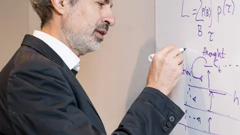 Yoshua Bengio