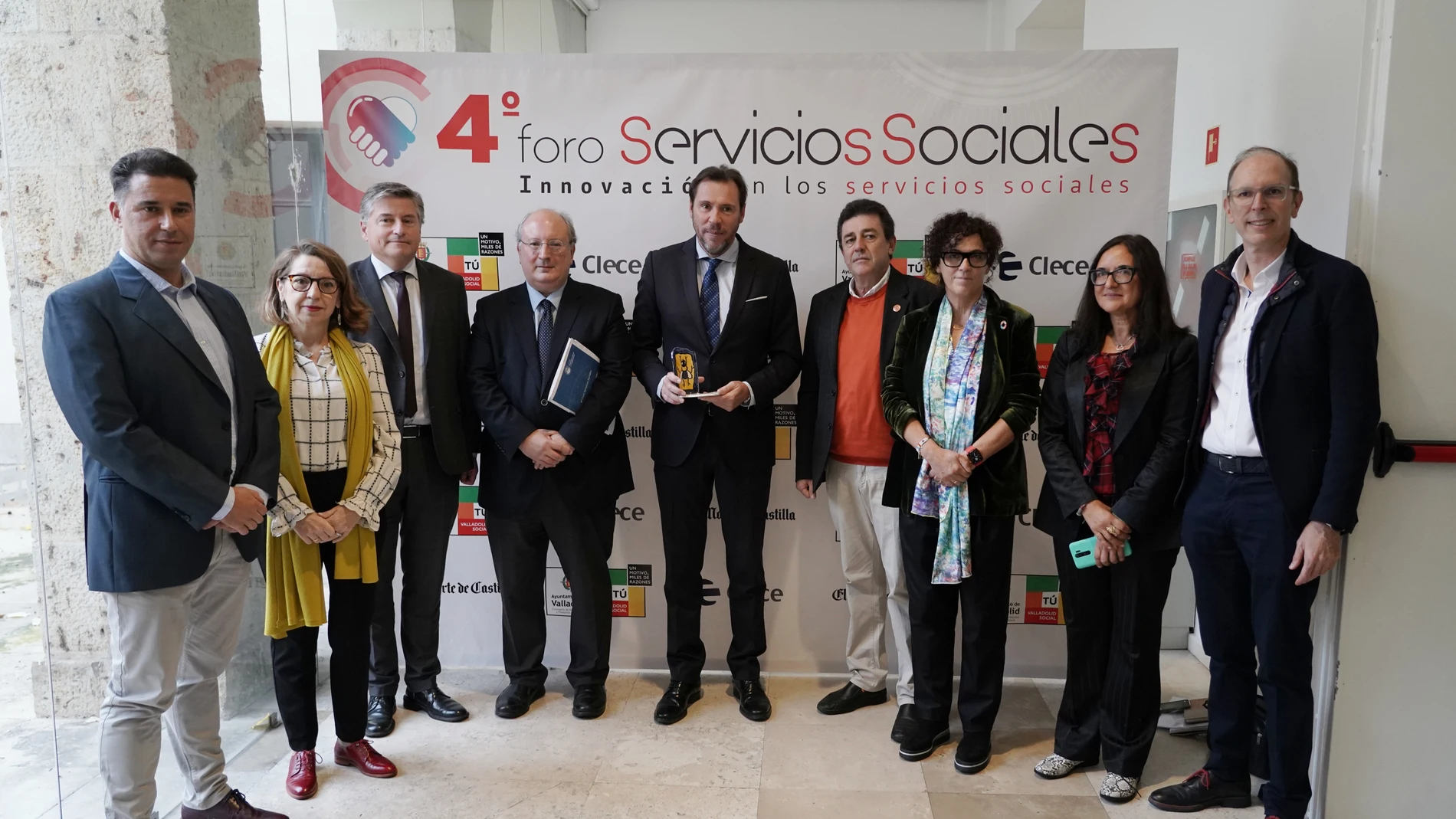El alcalde, Óscar Puente, inaugura el IV Foro de Servicios Sociales