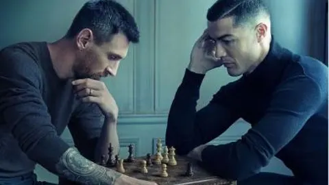 La icónica imagen de Leo Messi y cristiano Ronaldo